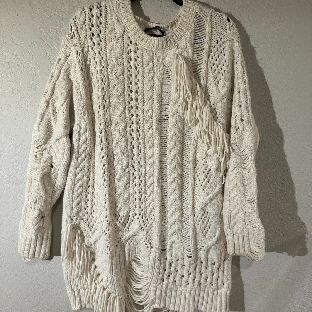 Zara Woman Oversized Ivory Sweater - Medium